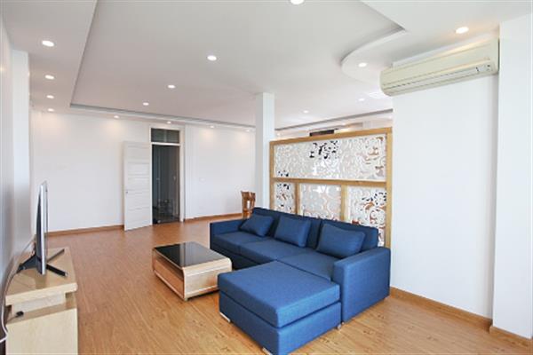 Elegant 2 bedrooms apartment in Yen Phu Village, balcony & lake view