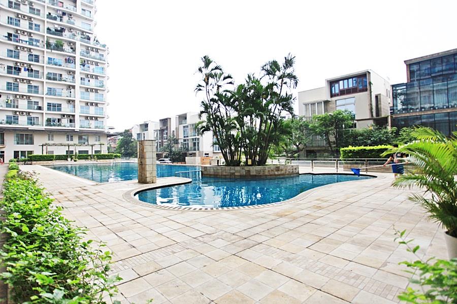 High quality 1 bedroom apartment for rent in Golden WestLake, balcony