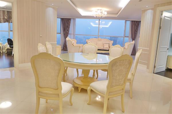 Royal 3 bedroom apartment for lease in Keangnam Hanoi