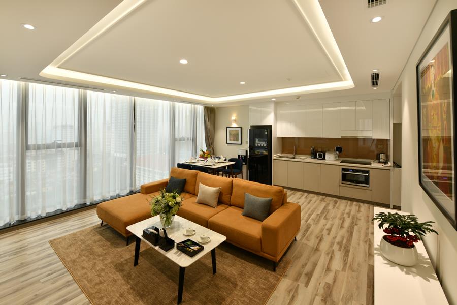 Elegant City view 02 bedroom apartment in Grandeur Giang Vo.