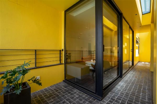 Cozy & modern 02 bedroom apartment for rent at Doi Can street, Ba Dinh, fully furnished