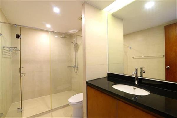 Lakeview Luxury apartment for rental with Large balcony in Xuan Dieu, Tay Ho.