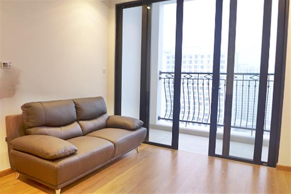 Lovely 2 bedroom apartment for rent in R6 Building, Royal City