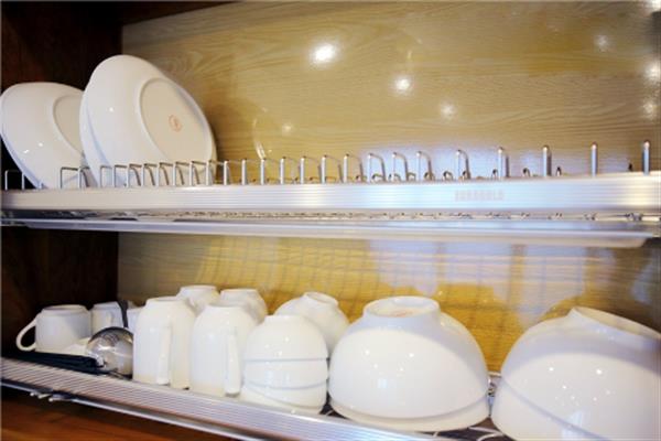 The two bedroom apartment with large balcony, fully furnished for rent in Hoang Hoa Tham