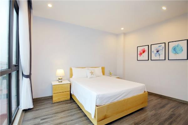 The two bedroom apartment with large balcony, fully furnished for rent in Hoang Hoa Tham