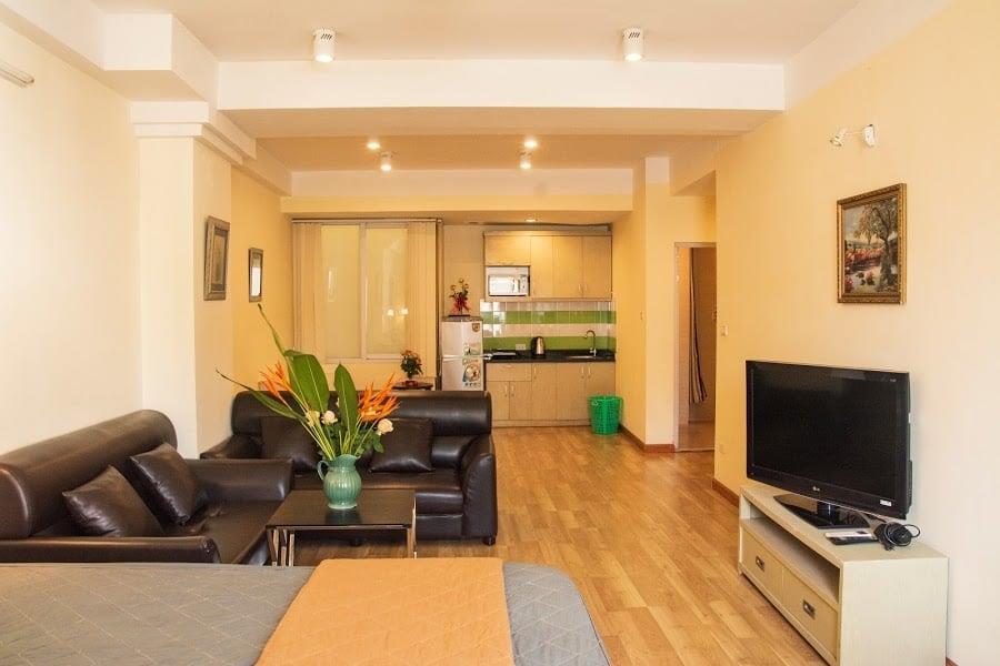 Nice terrace studio apartment for rent in Lac Long Quan street, Tay Ho dist.
