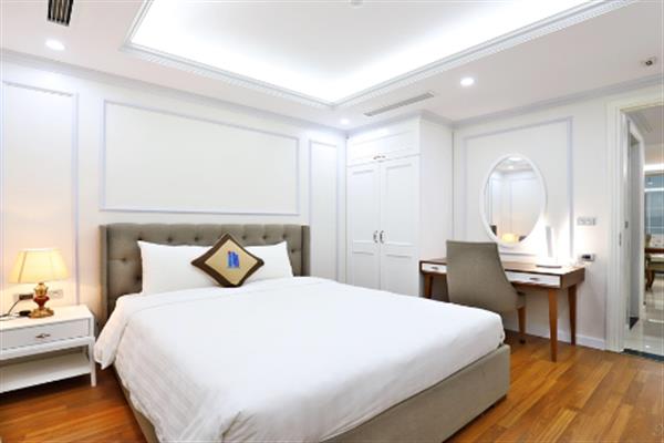 Spacious & fully furnished 02 bedrooms serviced apartment in Nguyen Du, Hoan Kiem District