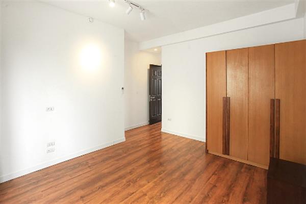 Elegant, stunning 03 bedroom apartment for rent in Xom Chua. High floor