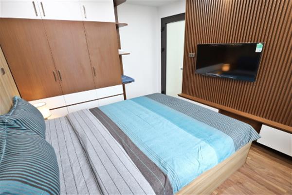 Bright and cozy 02 bedrooms apartment on Xuan La,Tay Ho dist.