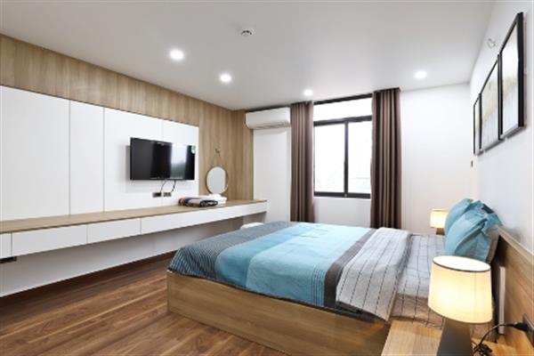 Bright and cozy 02 bedrooms apartment on Xuan La,Tay Ho dist.