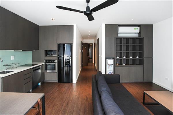 Full option & Modern 02 bedroom serviced apartment in Xuan Dieu
