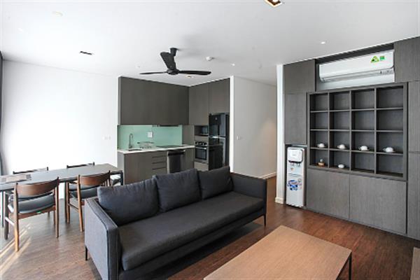 Full option & Modern 02 bedroom serviced apartment in Xuan Dieu