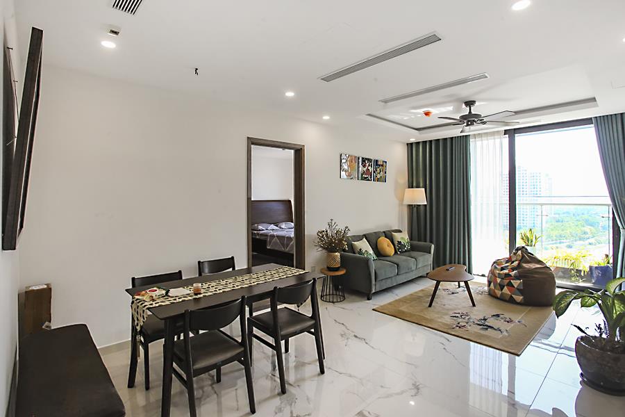 Beautiful view 3-bedroom fully furnished apartment for rent in Sunshine City.