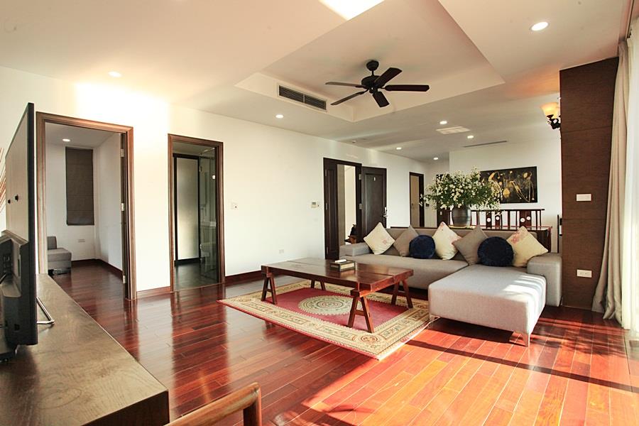 Top floor & Open view 3-bedroom apartment with spacious terrace on Dang Thai mai street.