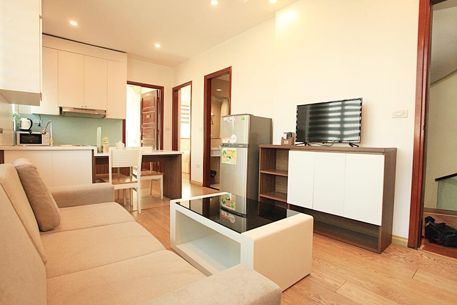 Budget, cozy 2 bedroom apartment in Ba Dinh, Lieu Giai street