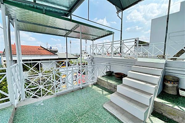 Charming house with nice rooftop terrace in An Duong Tay Ho
