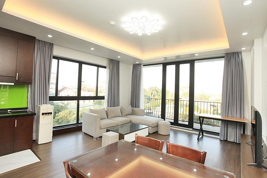 Open view 1-bedroom fully furnished apartment with balcony in Au Co street.