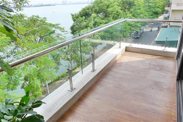 Beautiful lake view apartment for rent in Nhat Chieu Street, 2 bedrooms