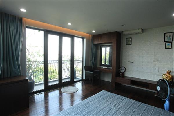 Beautiful & Furnished 3-bedroom Villa with front yard to rent in Tay Ho