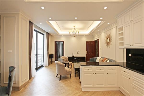 High quality 2 bedroom apartment in Tay Ho area, balcony & lake view