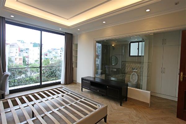 High quality 2 bedroom apartment in Tay Ho area, balcony & lake view