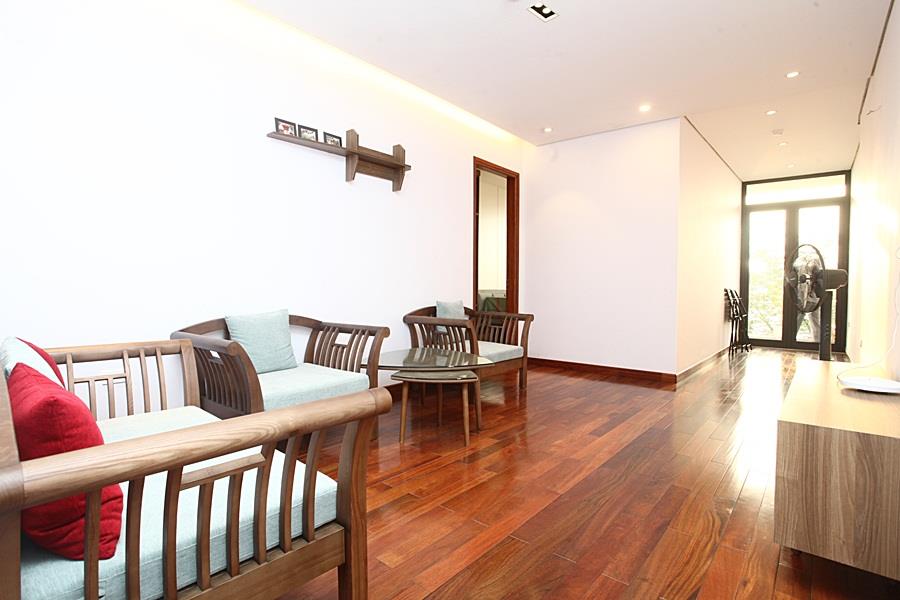 Spacious & modern 2-bedroom apartment with lake view on Vu Mien Street