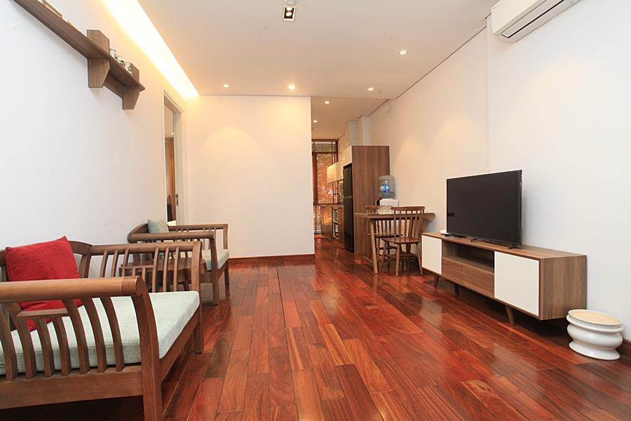 Modern 1-bedroom apartment to rent on Vu Mien Street, nice balcony