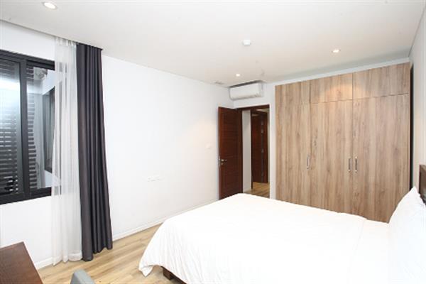 Lake view 2-bedroom apartment near Sheraton Hotel on Tu Hoa Street.