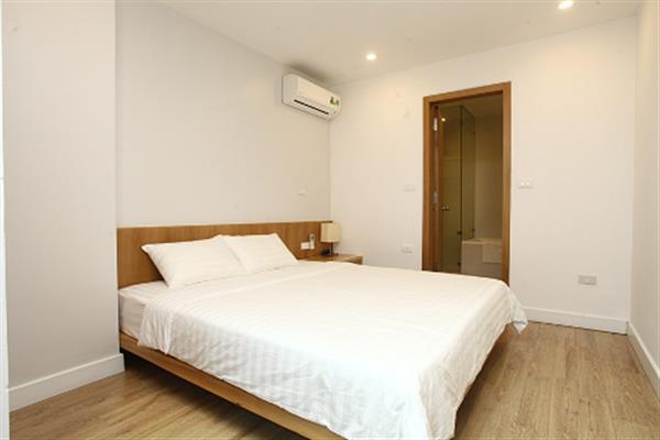Beautiful serviced apartment 2 bedroom apartment in Kim Ma Thuong street.