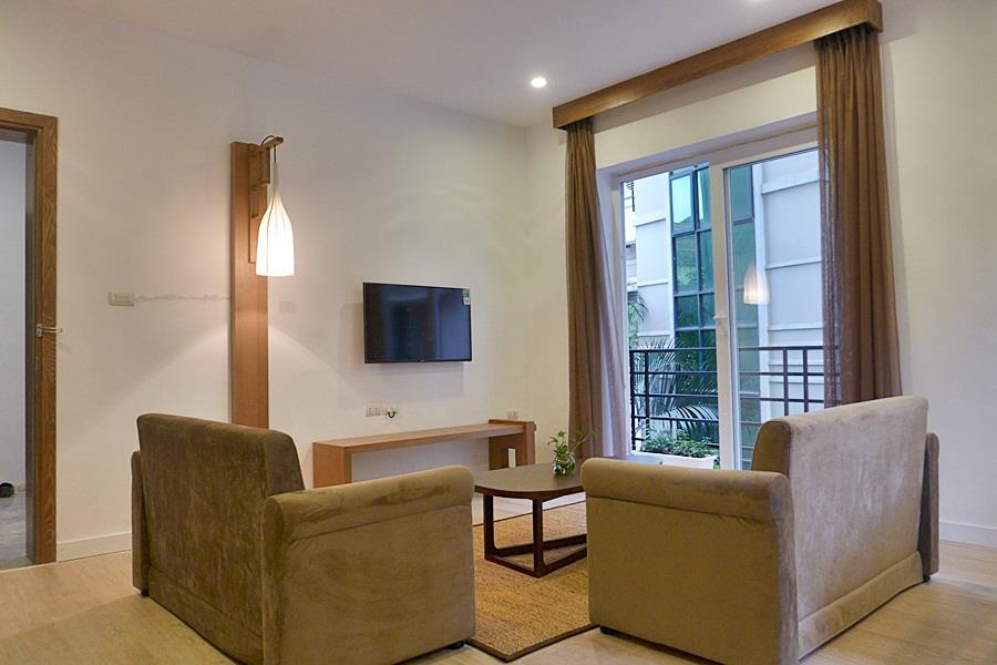 Sparkling, modern 1 bedroom apartment for rent in To Ngoc Van