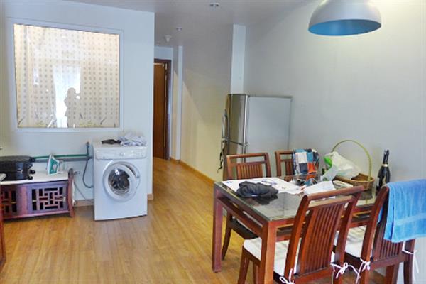 Spacious 1 bedroom apartment for rent in Truc Bach area