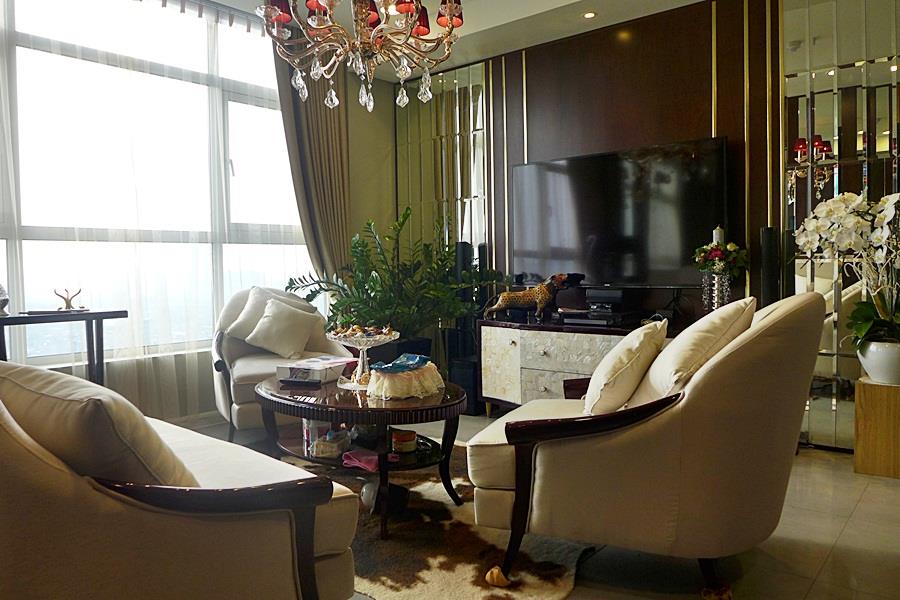 Very luxurious interior apartment for rent in Watermark, 2 bedroom, city view