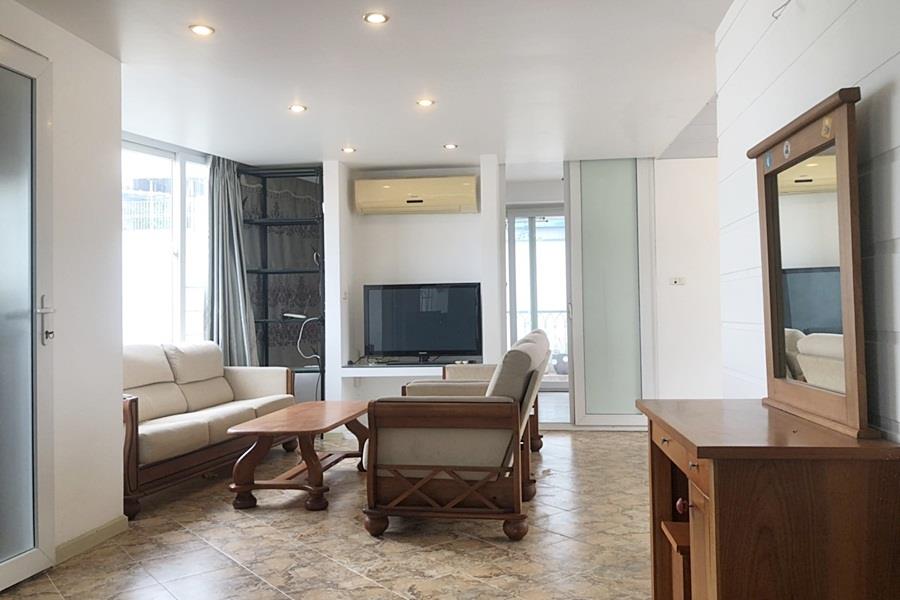Cheap price 2-bedroom apartment  for rent in Nhat Chieu, high floor