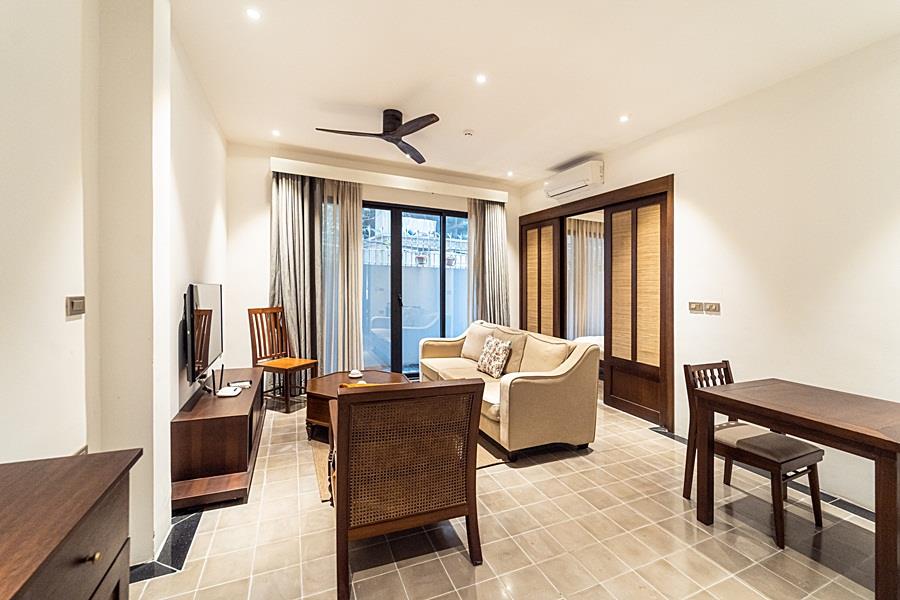 Ground floor modern 01 bedroom apartment in Quang Khanh street.