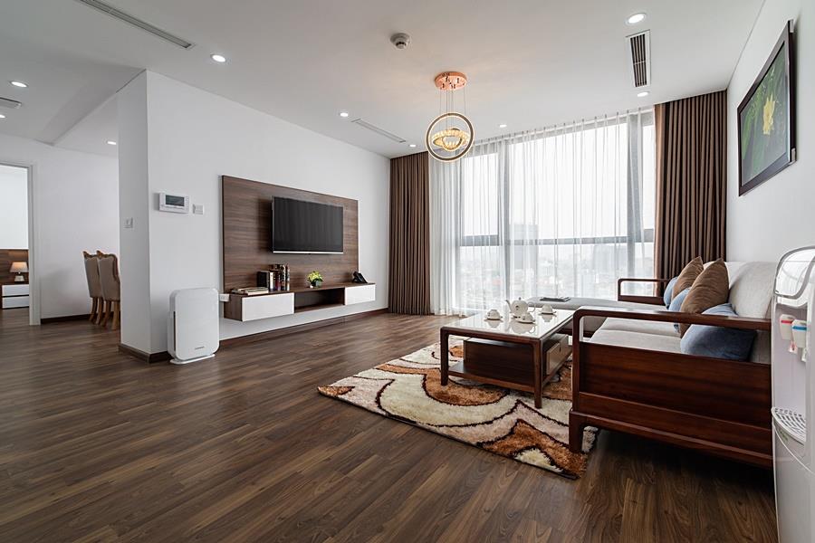 High floor modern 1 bedroom apartment on Hao Nam street, Dong Da, Ha Noi to rent