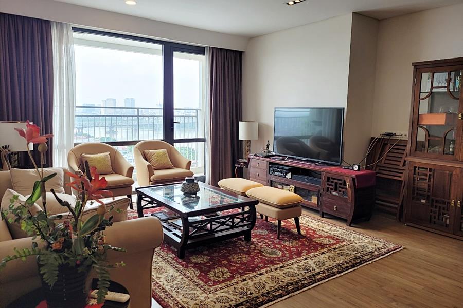 Mipec Riverside: Beautiful view 03 bedroom apartment for rent, fully furnished