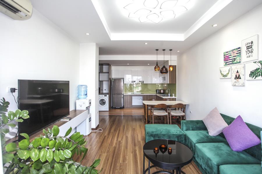 Spacious 03 bedroom apartment for rent in Xuan Dieu, High floor