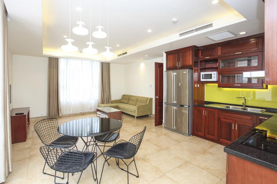 Spacious and cozy 03 bedrooms apartment near to the West Lake