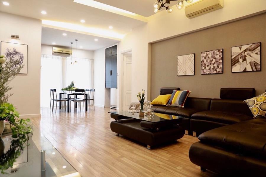 Attractively & modern apartment with 3 bedrooms in Ba Dinh.