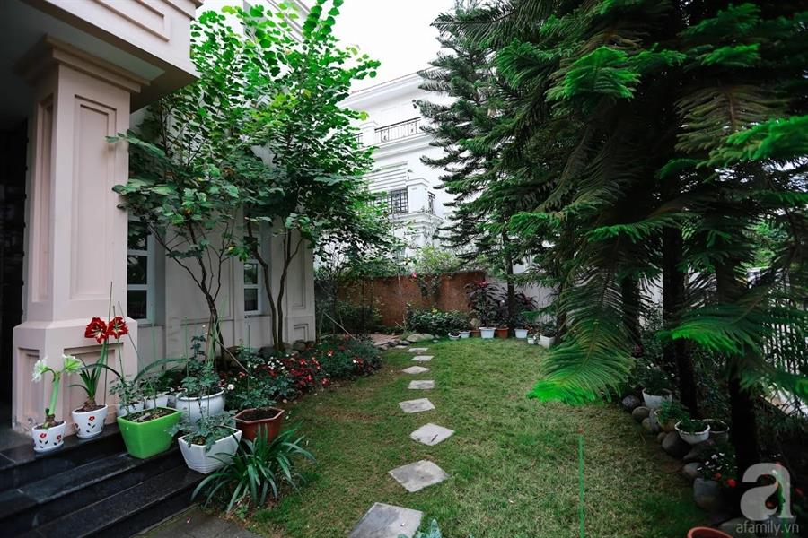 Spacious 04-bedroom Villa for rent in Splendora with beautiful garden
