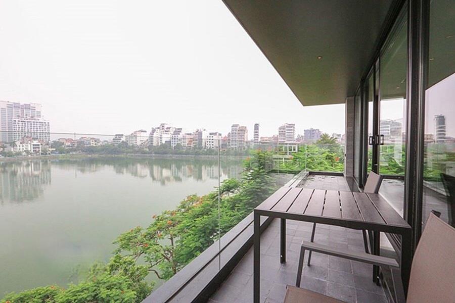 Lake view 2-bedroom apartment on Tu Hoa St, modern & balcony