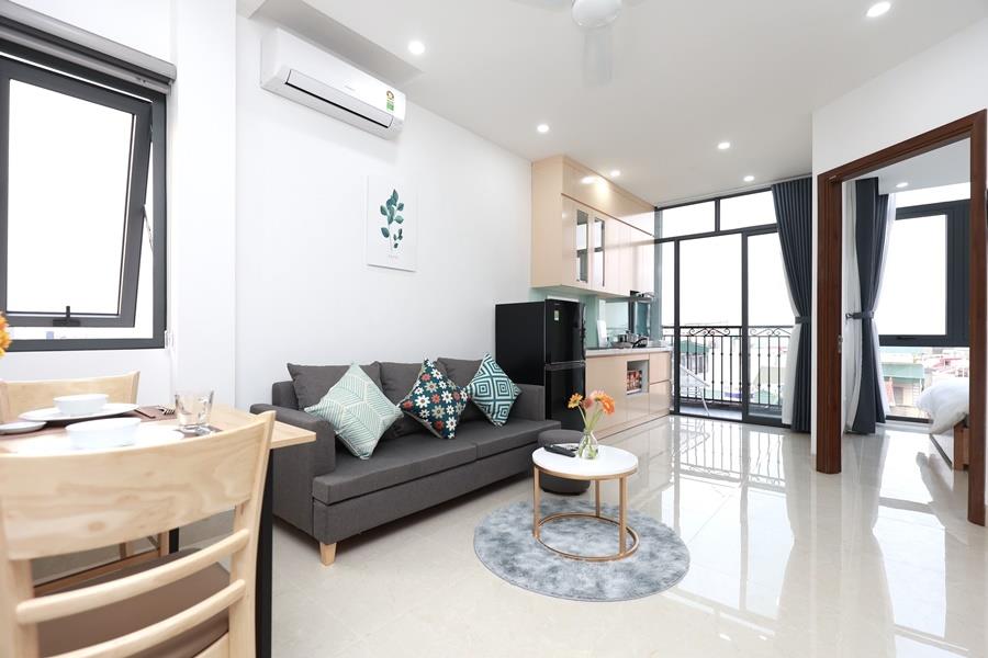 Brand new & high floor apartment with 2-bedrooms in Tu Lien Tay Ho dist.
