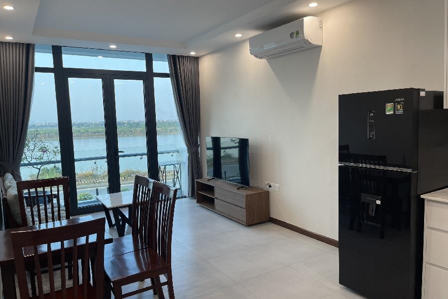 Red River view apartment for rent in An Duong Vuong, Tay Ho, Ha Noi. Furnished