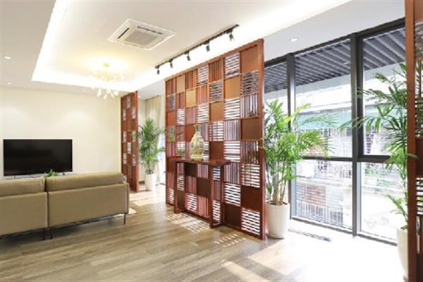 High quality & modern 4 bedroom apartment in Au Co street.