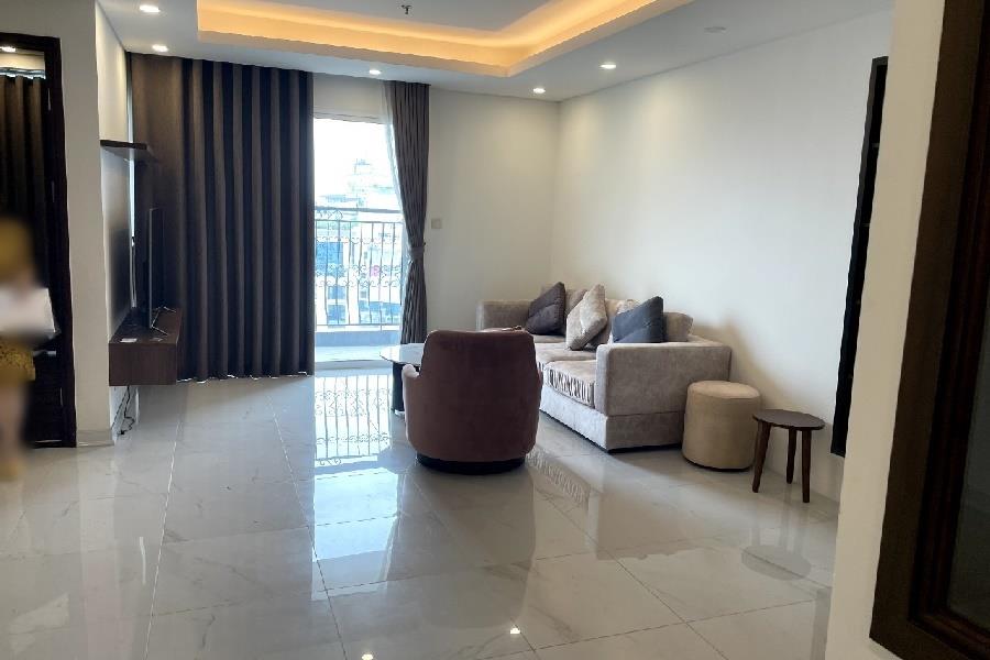 Nice 3 bedoom apartment for rent in Hanoi Aqua Central, Truc Bach area