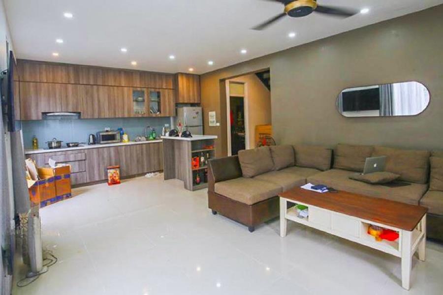 Beautiful 4 bedroom house with front yard in Dang Thai Mai,Tay Ho