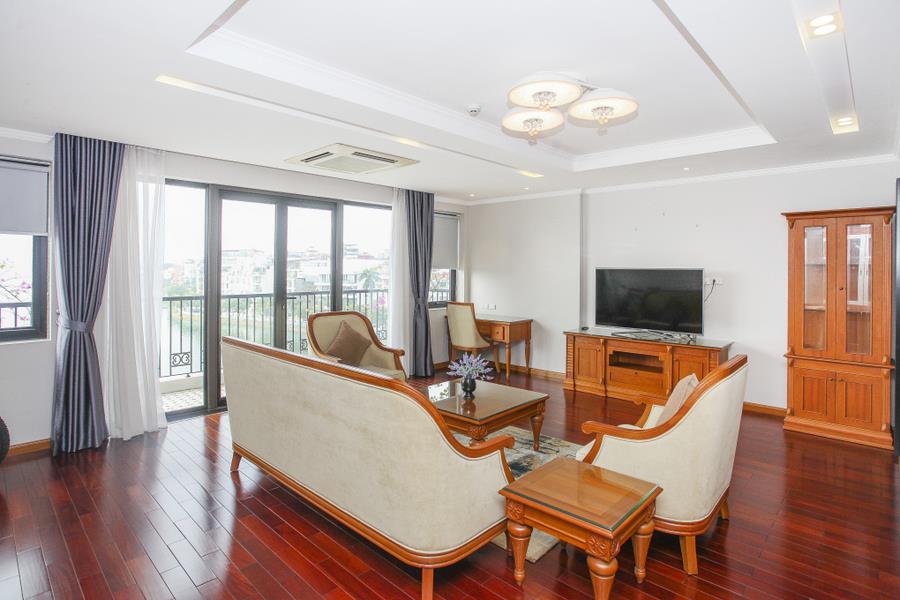 Beautiful 02 bedroom apartment for rent with lake view in Xuan Dieu st, high floor