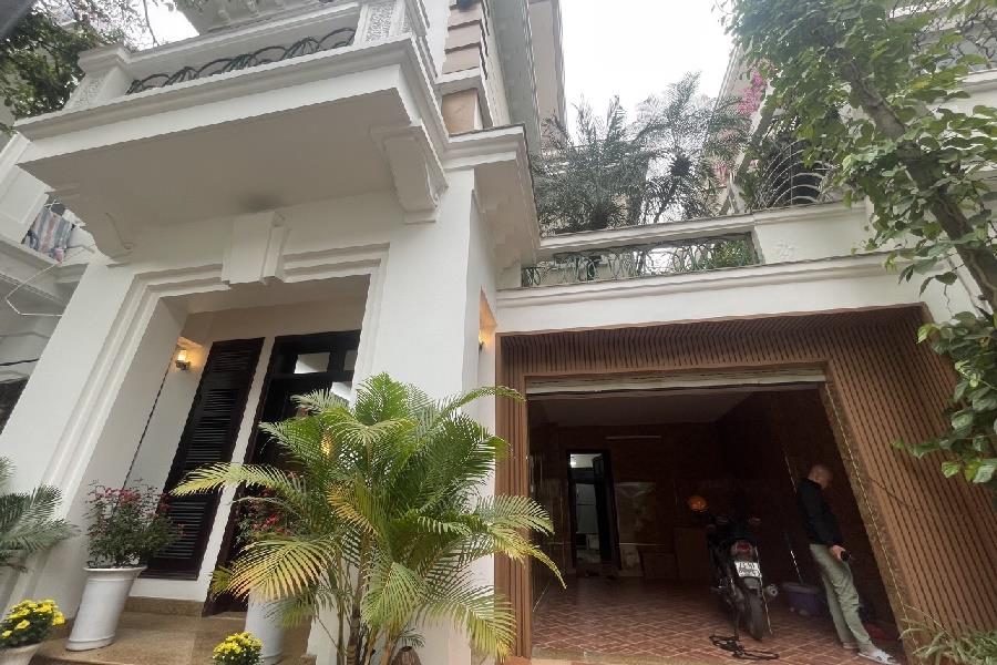 Well renovated 4-bedroom house in Ciputra Ha Noi, fully furnished