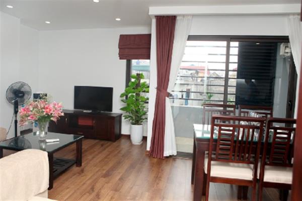 Quiet 2-bedroom apartment on Ho Tung Mau St, Cau Giay, Hanoi