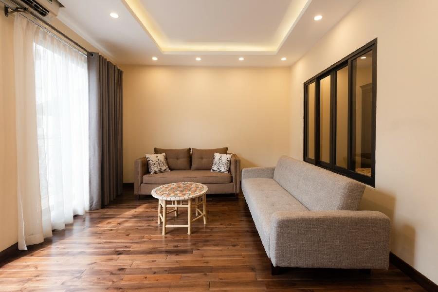 Elegant 1 bedroom apartment in Truc Bach area, Car access
